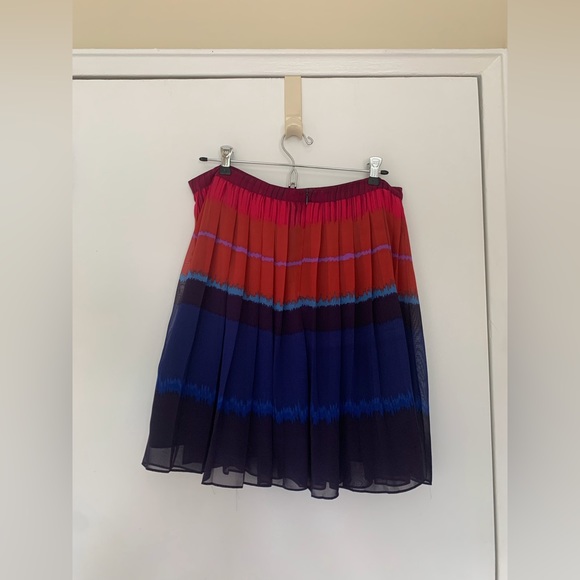 Colorful ELLE Skirt - Picture 3 of 5